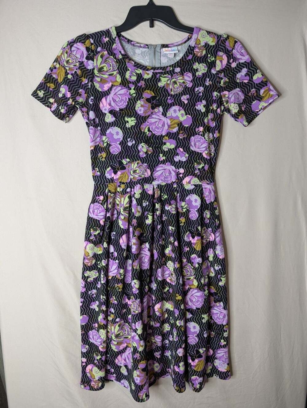 LuLaRoe Amelia Women's Short Sleeve Floral Print Dress with Back Zipper